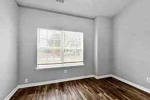 4110 Robin Cir, Atlanta, GA 30349 - Photo 6