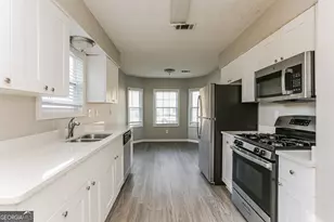 10442 Tara Pointe Dr, Jonesboro, GA 30238 - Photo 6