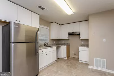 3940 Scott Drive, Forest Park, GA 30297 - Photo 4