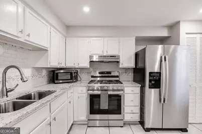 6413 Wedgewood Trace, Tucker, GA 30084 - Photo 18