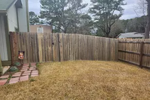 4645 Shannon Ct, Union City, GA 30291 - Photo 6