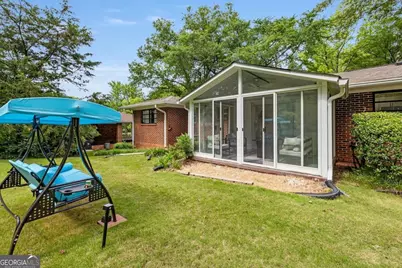 2271 Plantation Drive, Atlanta, GA 30344 - Photo 22