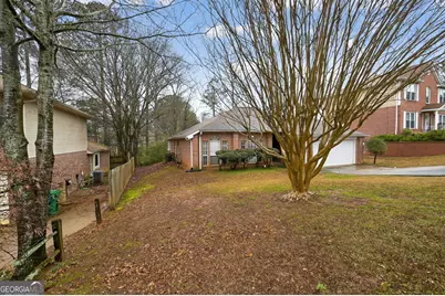 573 Woodstone Road, Lithonia, GA 30058 - Photo 2