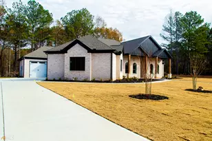 1590 Stacy Dr, Snellville, GA 30039 - Photo 4