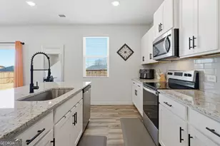 647 Cayenne Wy, Lawrenceville, GA 30045 - Photo 16