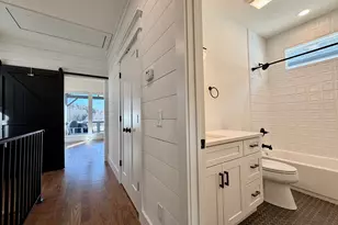 31 Cottonwood St, Clayton, GA 30525 - Photo 18