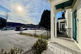 31 Cottonwood St, Clayton, GA 30525 - Photo 2