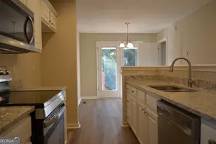 1034 Hazel St, Macon, GA 31201 - Photo 6