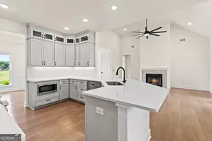 135 Oak Terrace Dr, Baldwin, GA 30511 - Photo 18