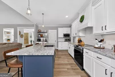 303 Tuxedo Circle, Forsyth, GA 31029 - Photo 10