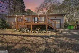 137 W James Cir, Hampton, GA 30228 - Photo 2