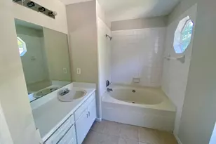 3746 Soapstone Rd, Decatur, GA 30034 - Photo 6