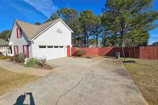 611 Lora Smith Rd, Newnan, GA 30265 - Photo 4