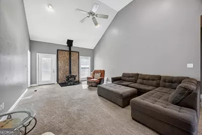 134 Royal Lane, Gray, GA 31032 - Photo 4