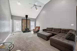 134 Royal Ln, Gray, GA 31032 - Photo 4