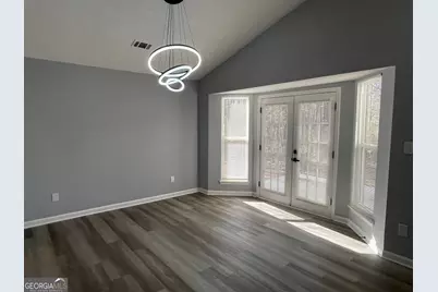 8869 Habersham Drive, Jonesboro, GA 30238 - Photo 12