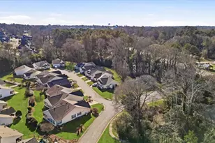 301 Singing Brook Ln, McDonough, GA 30253 - Photo 12