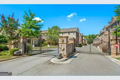 2140 Coventry Drive, Brookhaven, GA 30319 - Photo 2