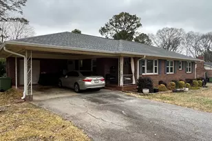 625 Grandview Dr, Griffin, GA 30224 - Photo 2