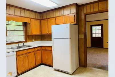 105 Sunrise Drive, Newnan, GA 30263 - Photo 6