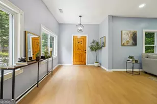 1382 Elizabeth Ln, East Point, GA 30344 - Photo 10