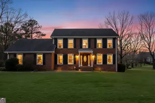 3904 Laurel Crest Dr, Snellville, GA 30039 - Photo 2