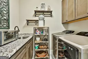 131 Red Maple Dr, Peachtree City, GA 30269 - Photo 32