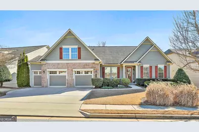 131 Red Maple Drive, Peachtree City, GA 30269 - Photo 2