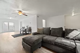 310 Winding River Dr, Sandy Springs, GA 30350 - Photo 4