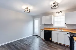 871 Tall Deer Dr, Fairburn, GA 30213 - Photo 12