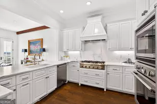 2832 Paces Lookout Ln SE, Atlanta, GA 30339 - Photo 12