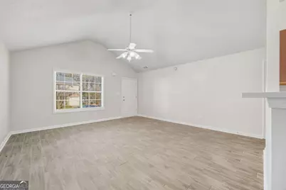 7137 Ravenwood Lane, Lithonia, GA 30038 - Photo 10