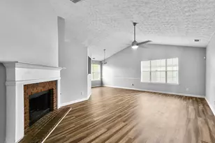 5855 Creekside Dr, Rex, GA 30273 - Photo 4