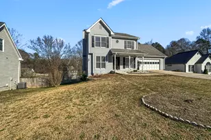 710 Allens Landing Dr, Lawrenceville, GA 30045 - Photo 2