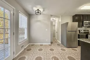 710 Allens Landing Dr, Lawrenceville, GA 30045 - Photo 6