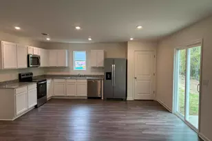 258 Dream Catcher Dr, Lizella, GA 31052 - Photo 2