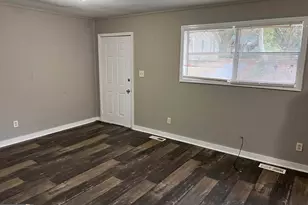 630 Moody St, Griffin, GA 30223 - Photo 16