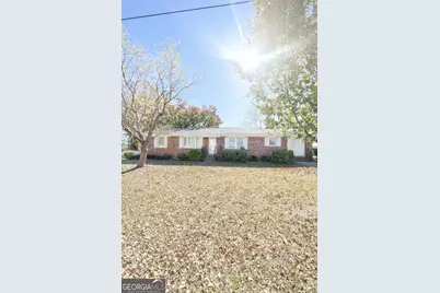 55 Shuford Street, Lavonia, GA 30553 - Photo 1