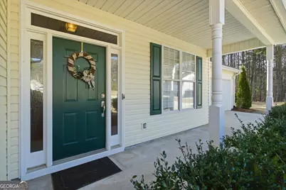 80 Chemin Place, Sharpsburg, GA 30277 - Photo 2