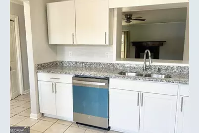 1021 Thornwoode Lane, Stone Mountain, GA 30083 - Photo 2