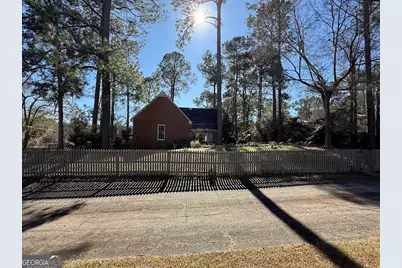 2601 Ridgewood Lane, Albany, GA 31707 - Photo 14