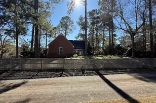 2601 Ridgewood Ln, Albany, GA 31707 - Photo 14