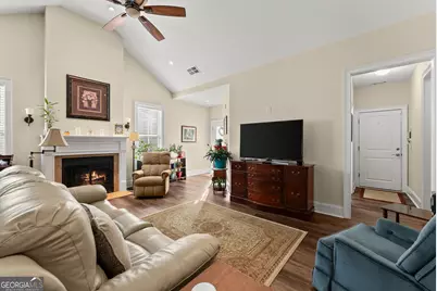 117 Village Green Way, Clarkesville, GA 30523 - Photo 6