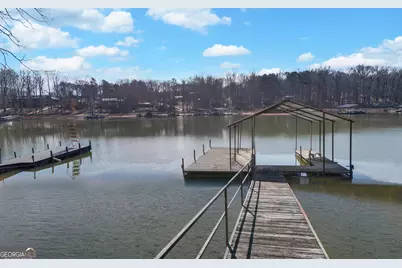 720 Knottywood Drive, Lavonia, GA 30553 - Photo 1