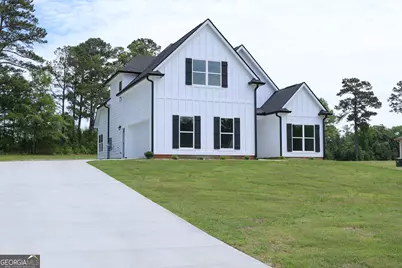 716 Riverside Estates, Lanett, AL 36863 - Photo 2