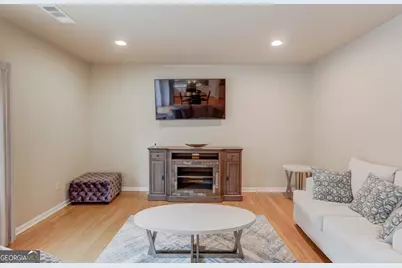 1727 Shire Village Drive, Sugar Hill, GA 30518 - Photo 10