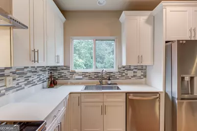 1727 Shire Village Drive, Sugar Hill, GA 30518 - Photo 6