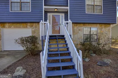 290 Lori Lane, Riverdale, GA 30296 - Photo 2