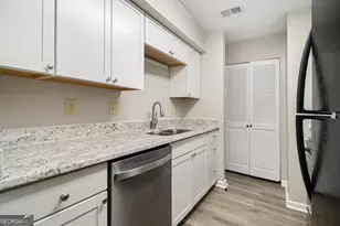 3782 Kensingwood Trace, Decatur, GA 30032 - Photo 6