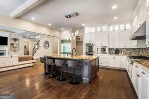 6552 Long Acres Dr, Sandy Springs, GA 30328 - Photo 18